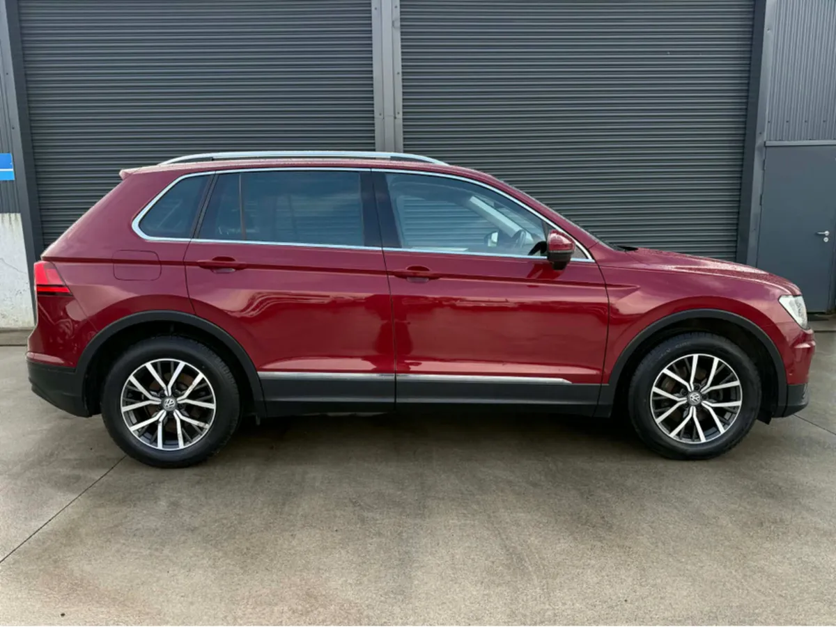 Volkswagen Tiguan CL 2.0 TDI MANUAL 6SPEED FWD 115 - Image 3