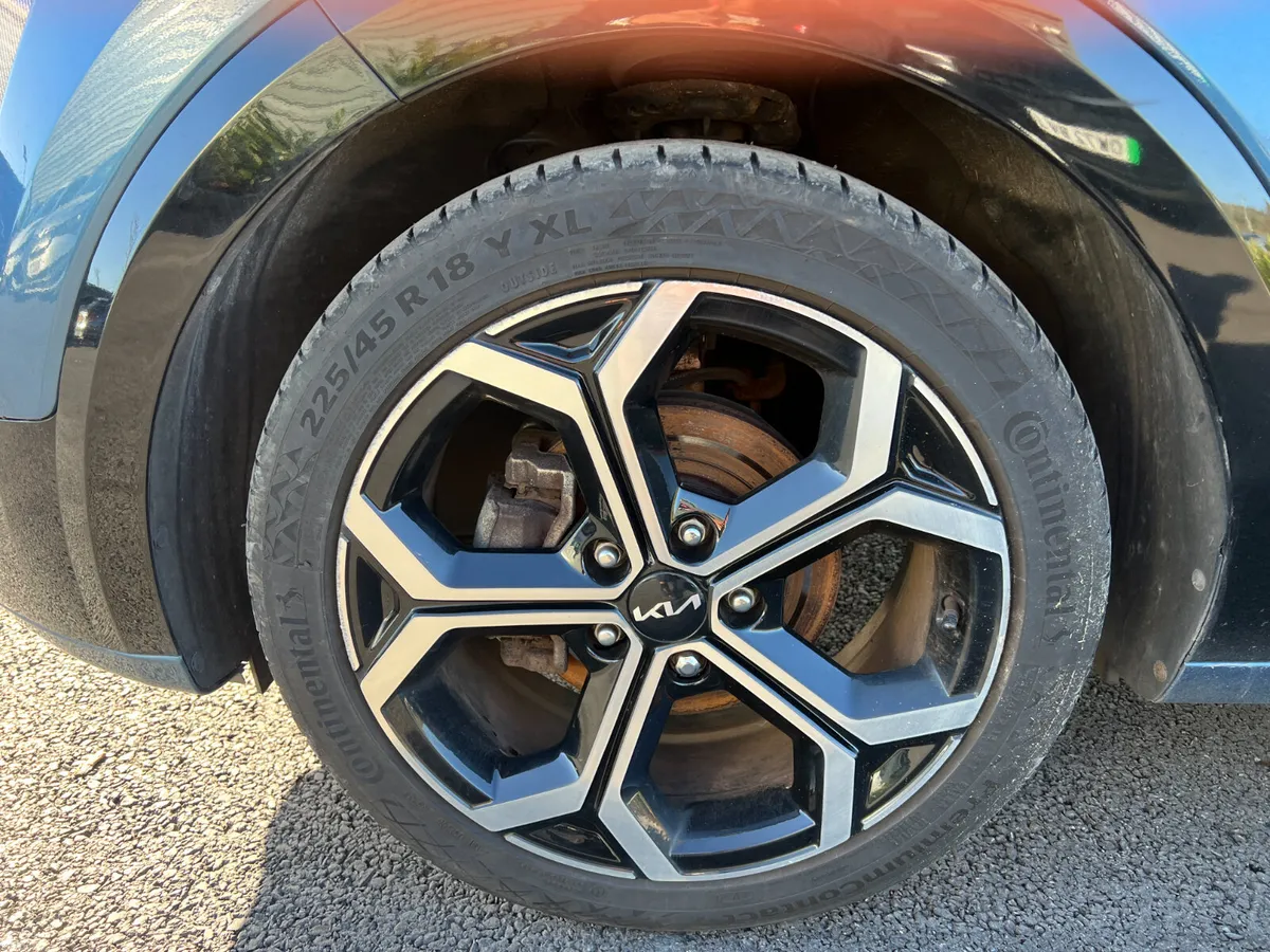 2022 (222) Kia Niro 3 1.6 PHEV Auto - Image 5