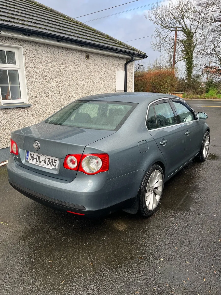 2006 Volkswagen Jetta (1.6 petrol) - Image 4
