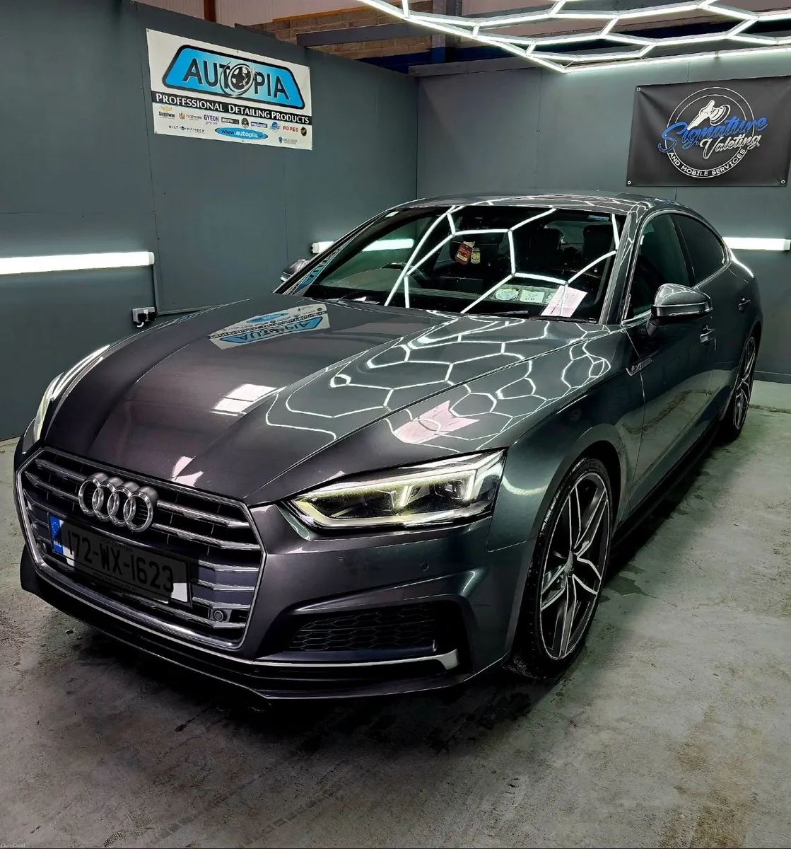 Audi A5 2L Diesel,  2017 - Image 2