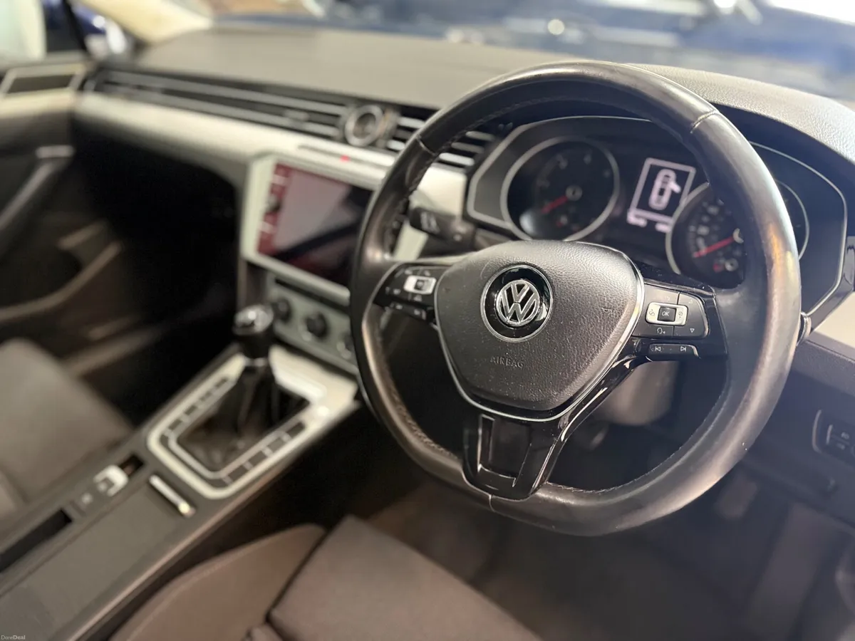 Volkswagen Passat 2018. 1.6 TDI SE - Image 3