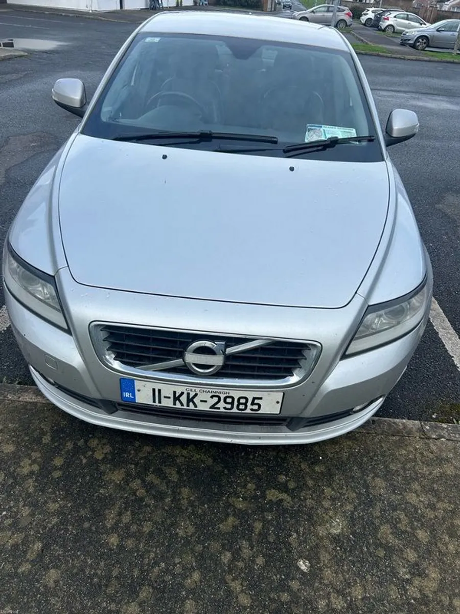 2011 Volvo S40 - Image 2