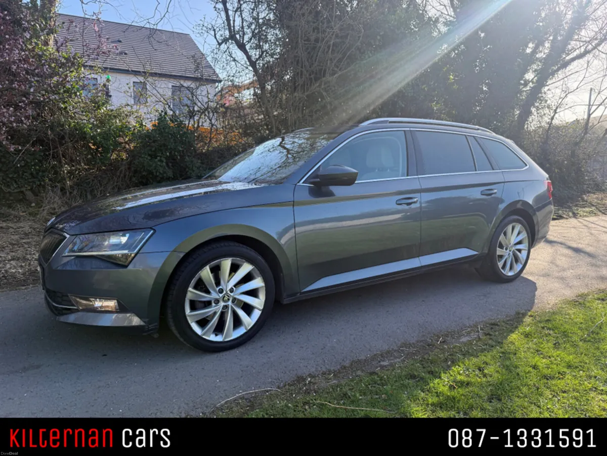 Skoda Superb 2.0 TDI 150HP 4DR COMBI STYLE - Image 4