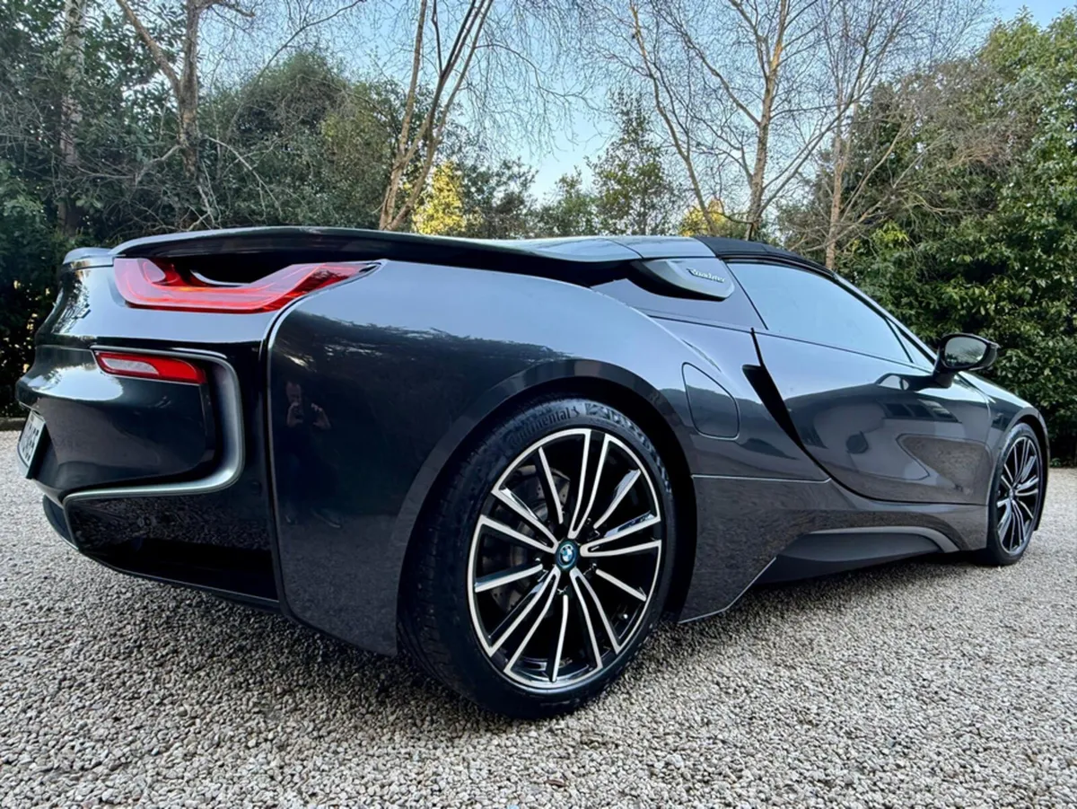 BMW i8 ROADSTER *F.BMW.S.H…LCI* - Image 6