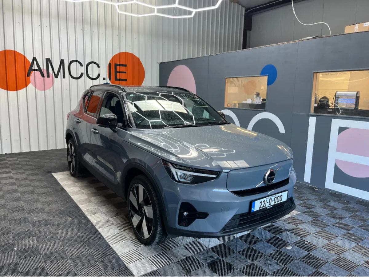 Volvo XC40 2022 VOLVO XC40 RECHARGE ULTIMATE TWIN - Image 1