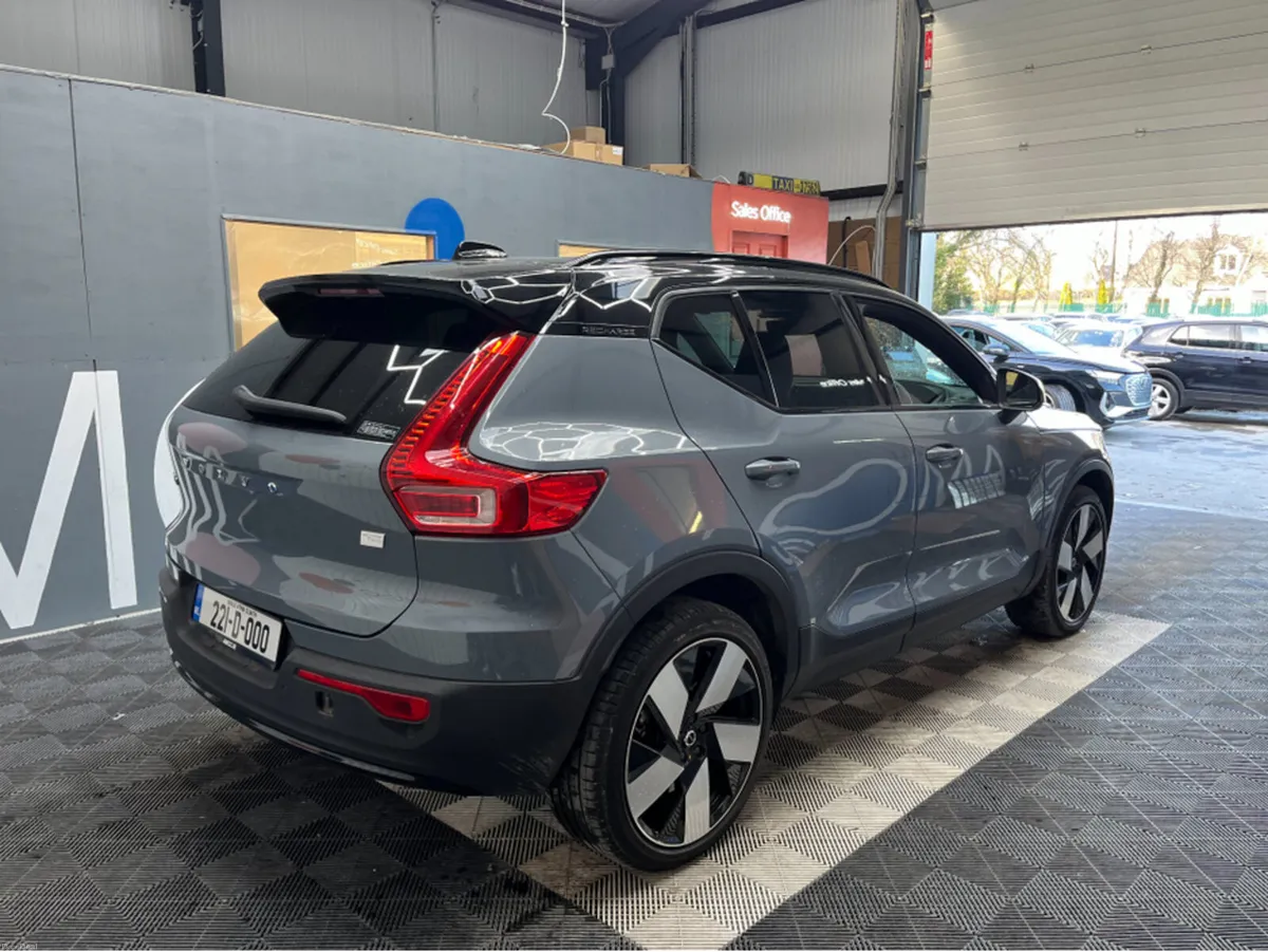 Volvo XC40 2022 VOLVO XC40 RECHARGE ULTIMATE TWIN - Image 2
