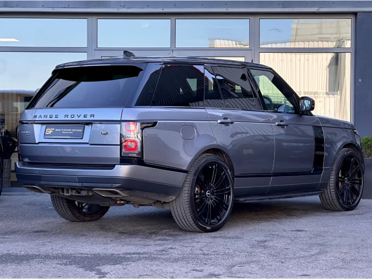 Land Rover Range Rover RANGEROVER P400E VOGUE 404P - Image 4