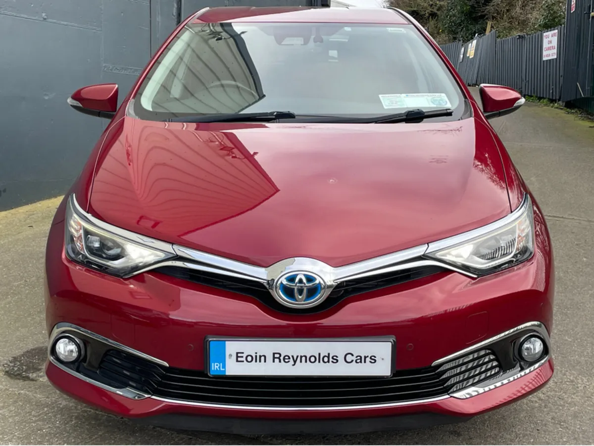 Toyota Auris 1.8 VVT-I HEV EXCEL HYBRID CVT 5DR  L - Image 3