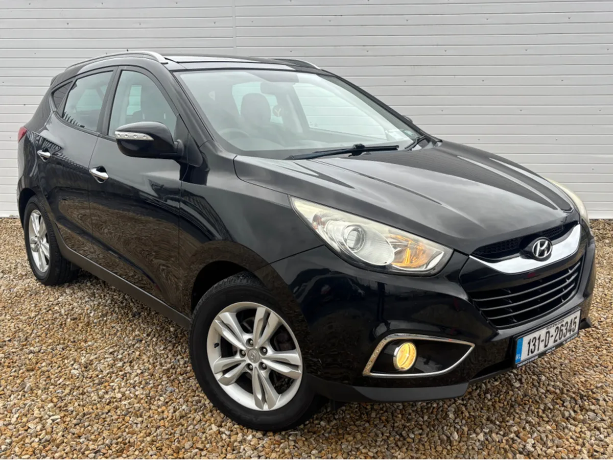 Hyundai ix35 1.7 CRDI PREMIUM 2WD 5DR - Image 1