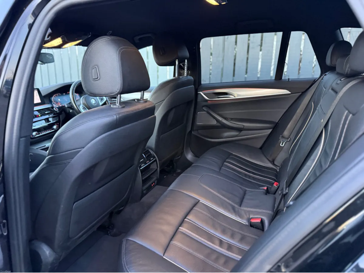 BMW 5-Series M SPORT MHEV AUTO 520 D TOURING - Image 4