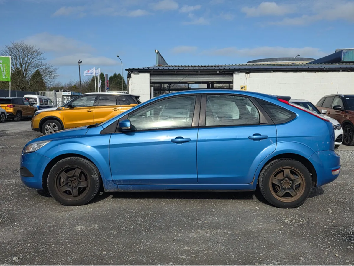 Ford Focus 1.6 TDCI STYLE 108BHP 5DR - Image 2