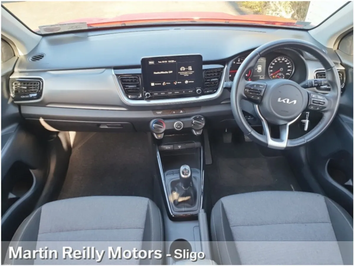 Kia Stonic We're sorry, this car is now sold. Chec - Image 2