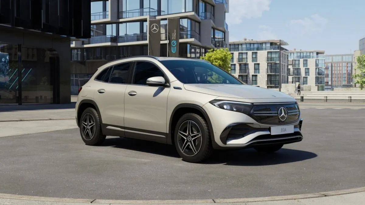 Mercedes-Benz EQB 250 7 Seat Electric SUV - Image 1