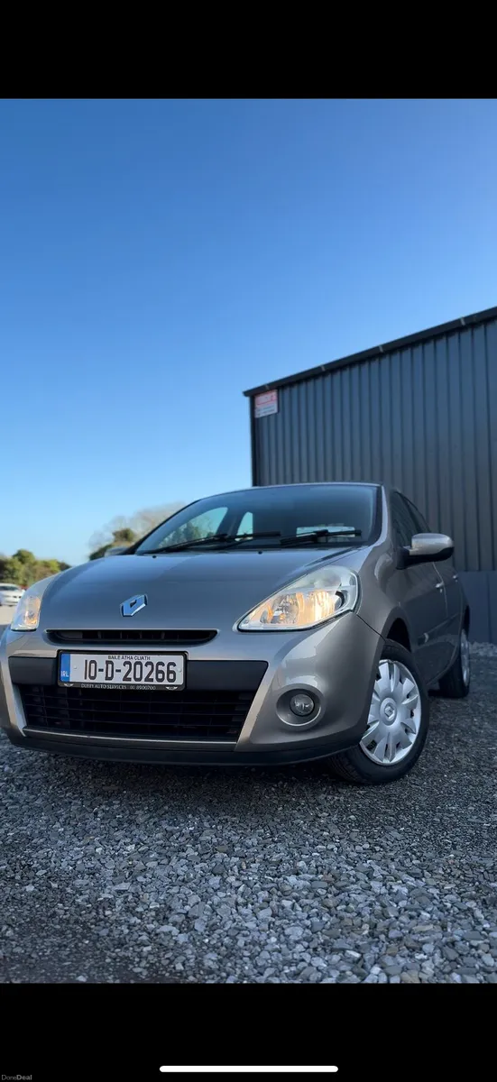 2010 Renault Clio 1.2 Petrol - VERY LOW MILEAGE - Image 1