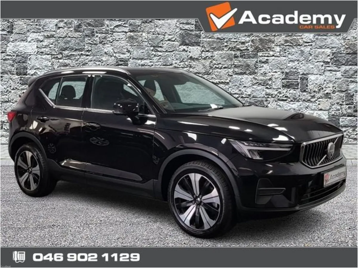 Volvo XC40 Phev T4 Plus Bright 5DR Auto - Image 1
