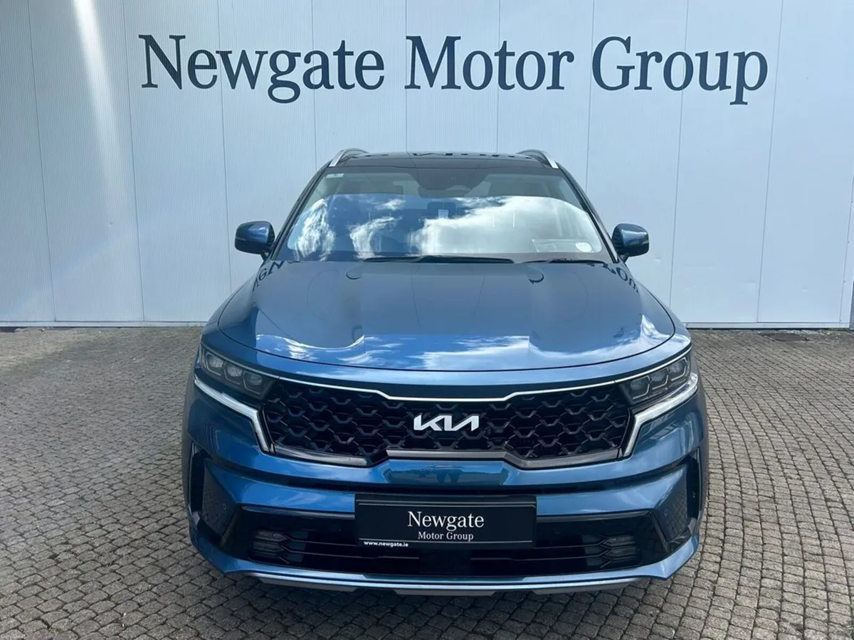 Kia Sorento PHEV K4 5DR AUTO - Image 4