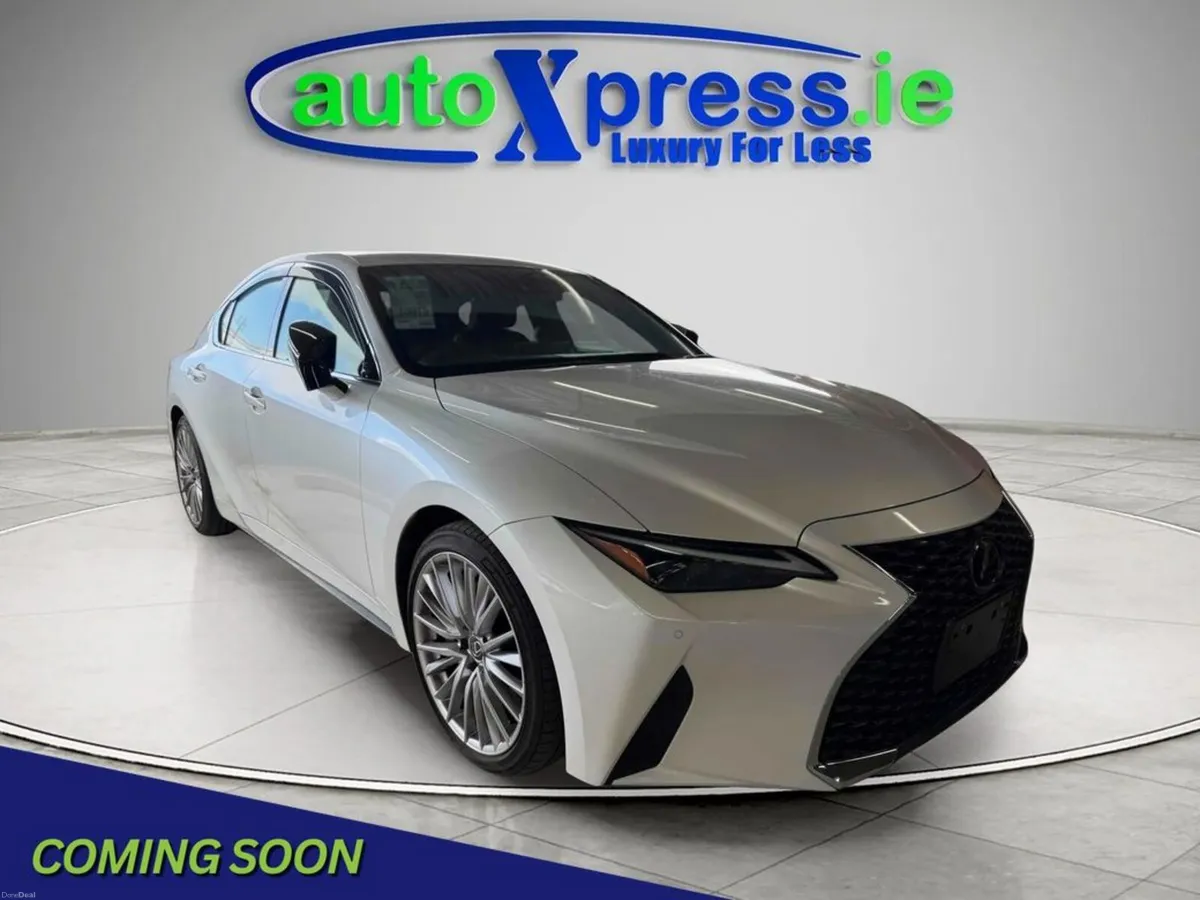 Lexus IS 2.5 Hybrid VERSION L, Low mileage - Image 1