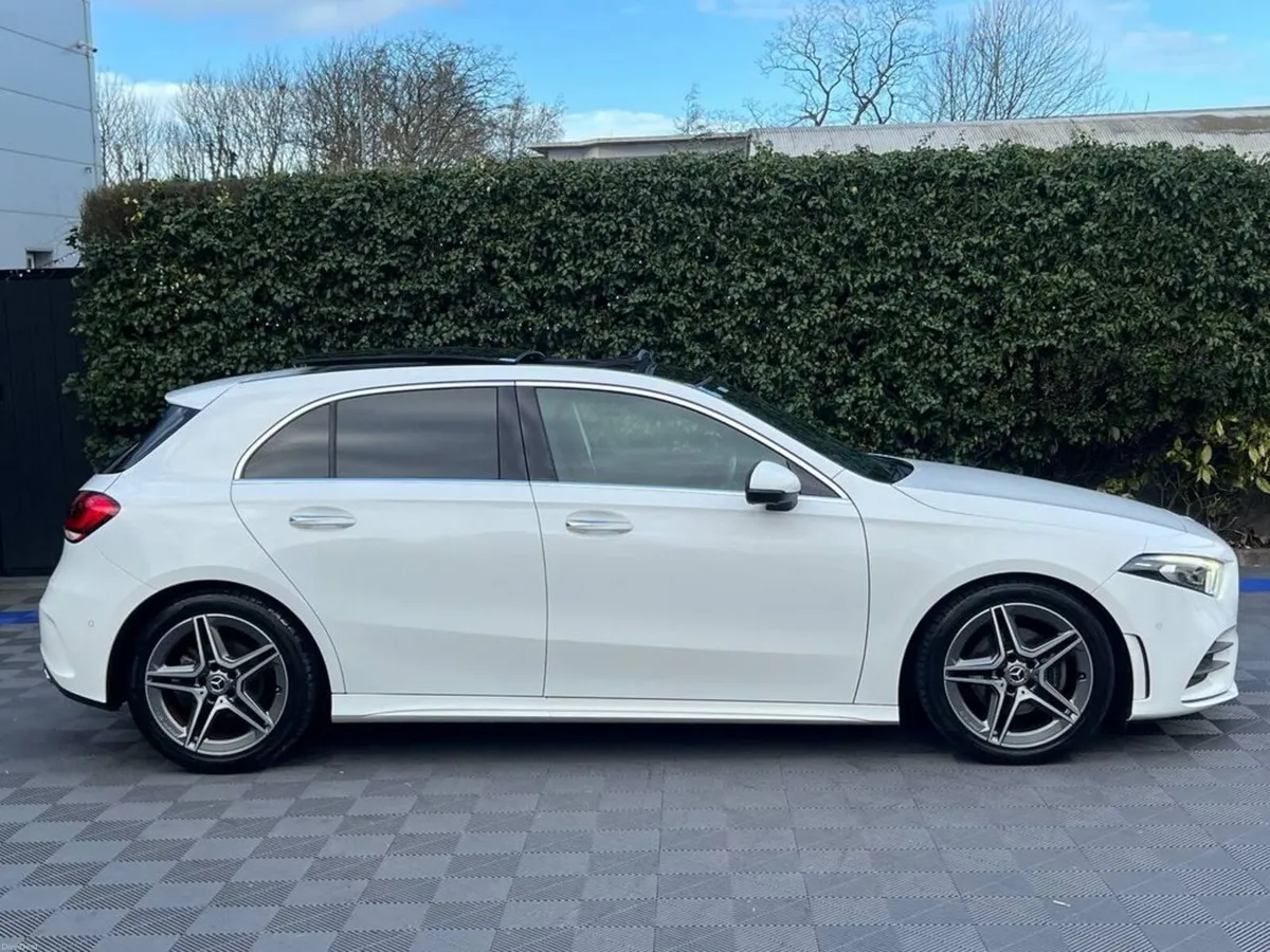 Mercedes-Benz A-Class A200d AMG-LINE PREMIUM PLUS - Image 4