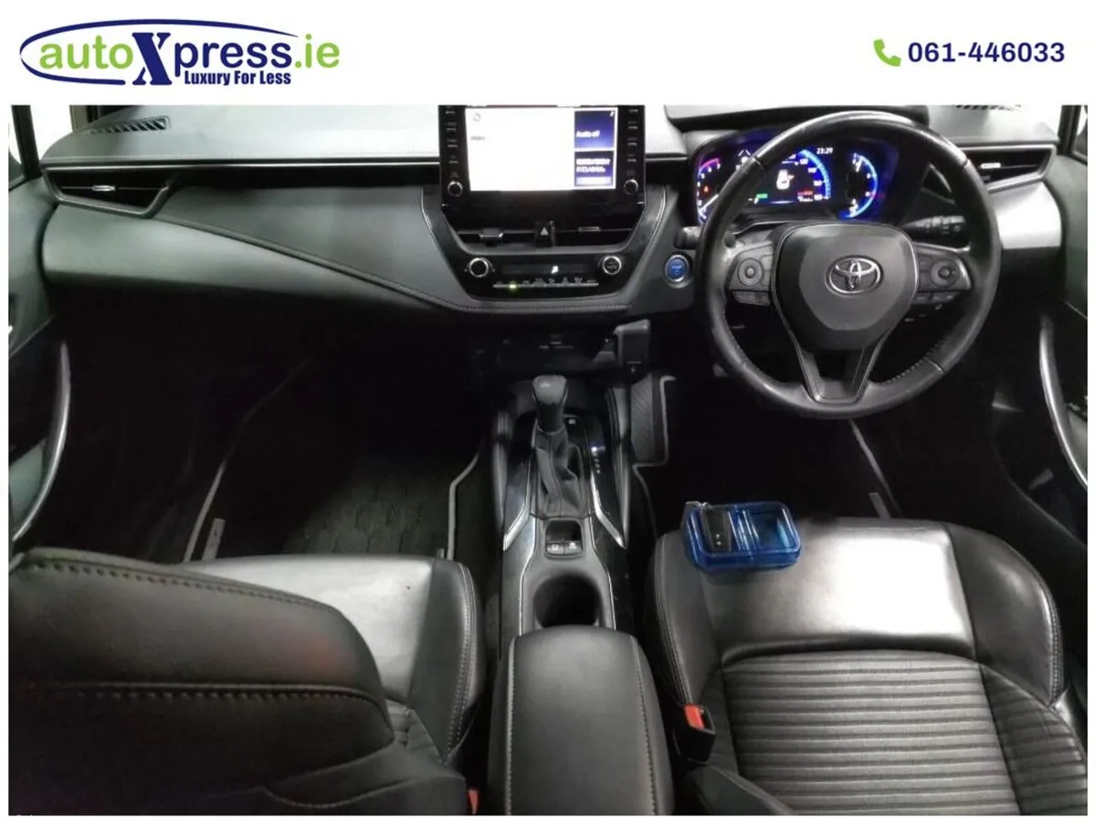 Toyota Corolla 1.8 Hybrid, Automatic - Image 2