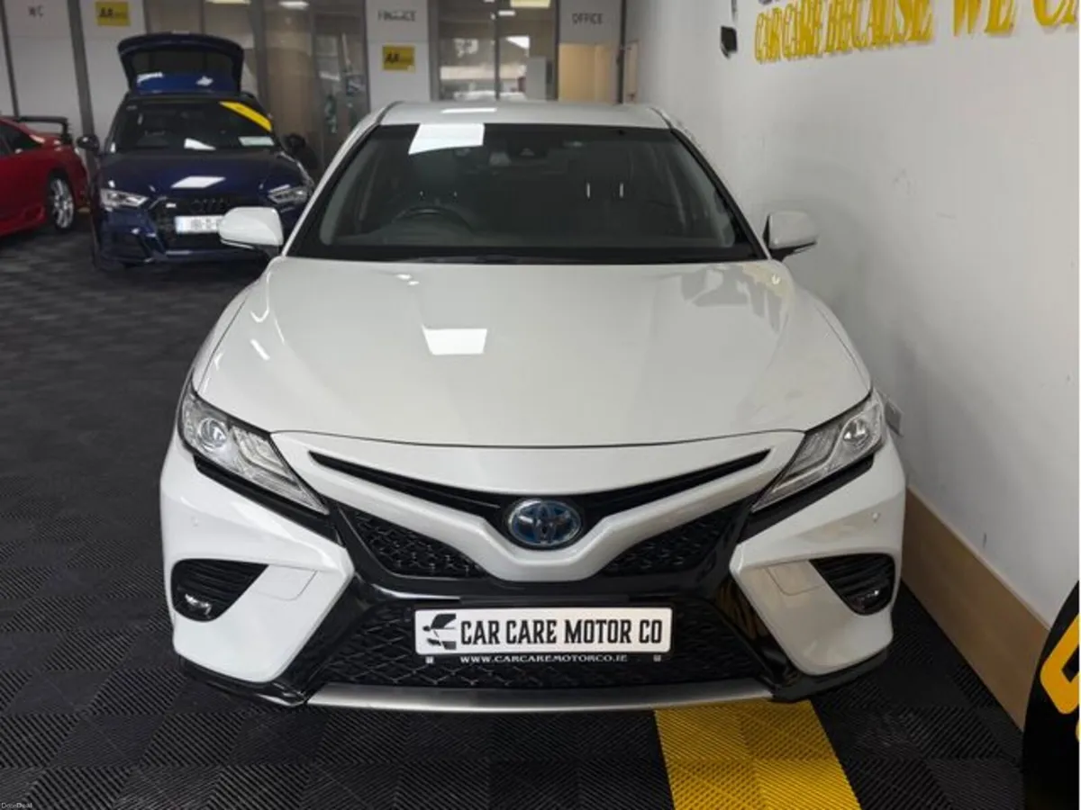 Toyota Camry 2020 Camry Hybird - Image 2