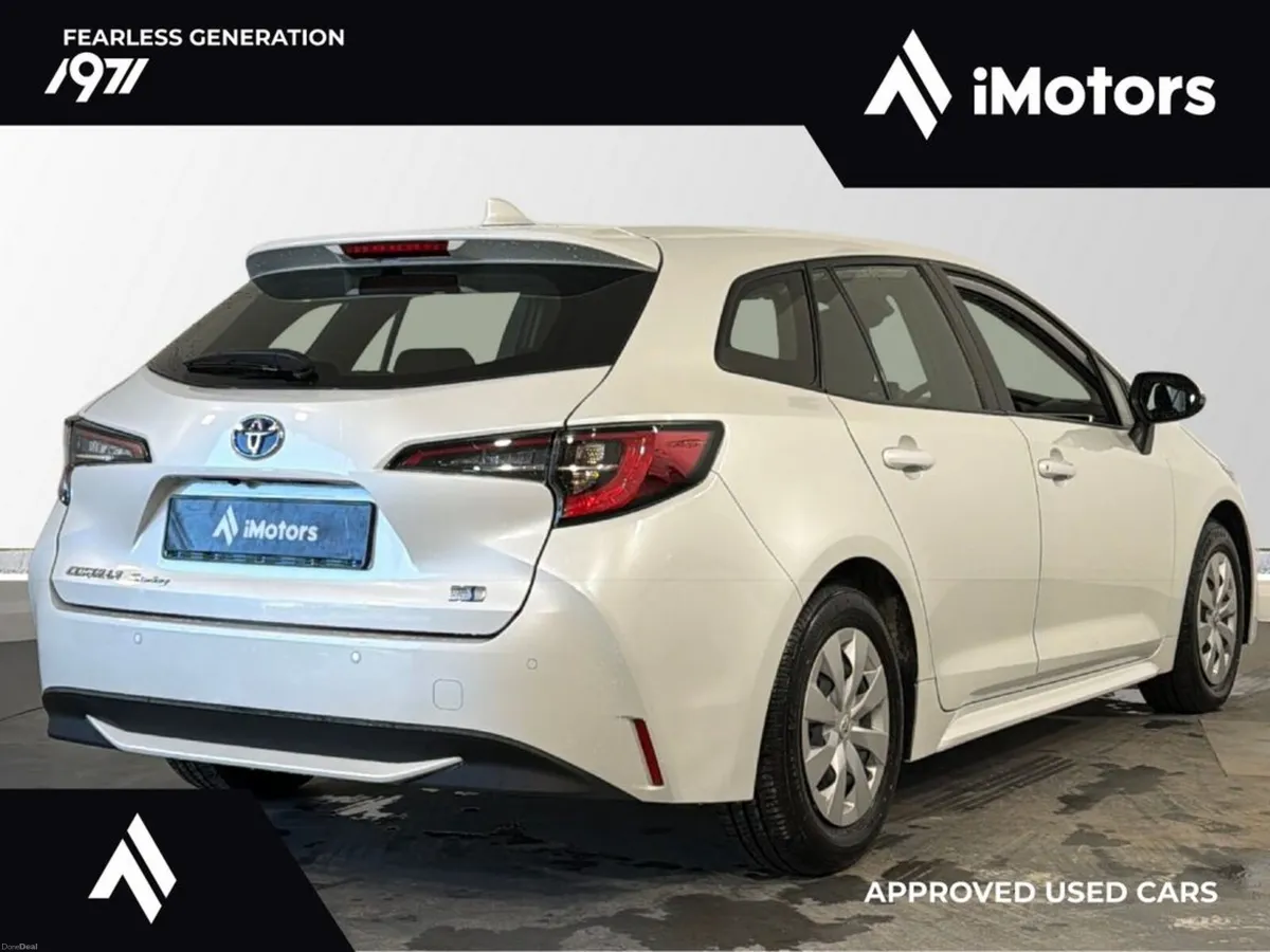 Toyota Corolla TOURING HYBRID X AUTOMATIC - Image 3