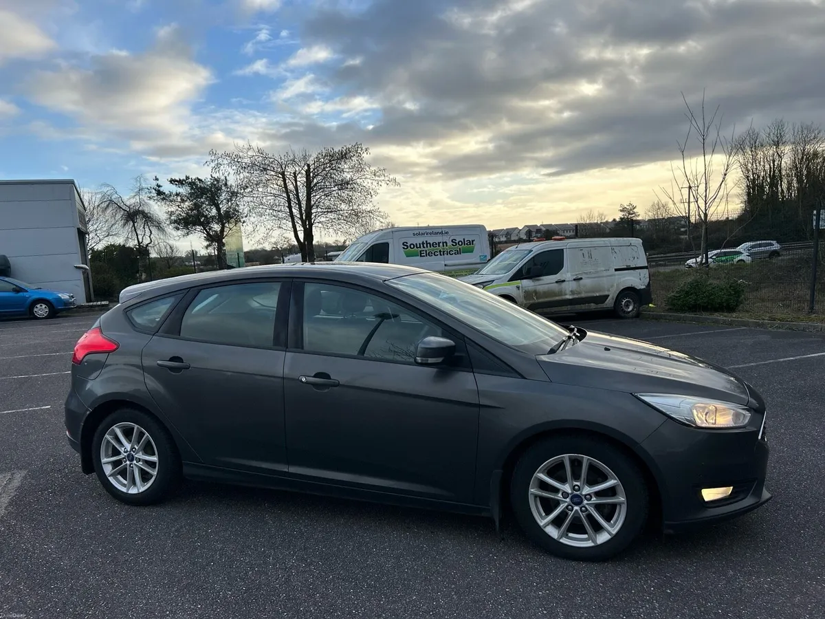 Ford Focus - Image 1