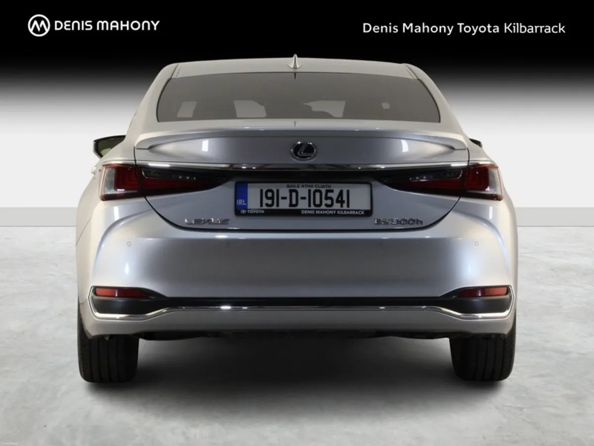 Lexus ES Executive - Image 4