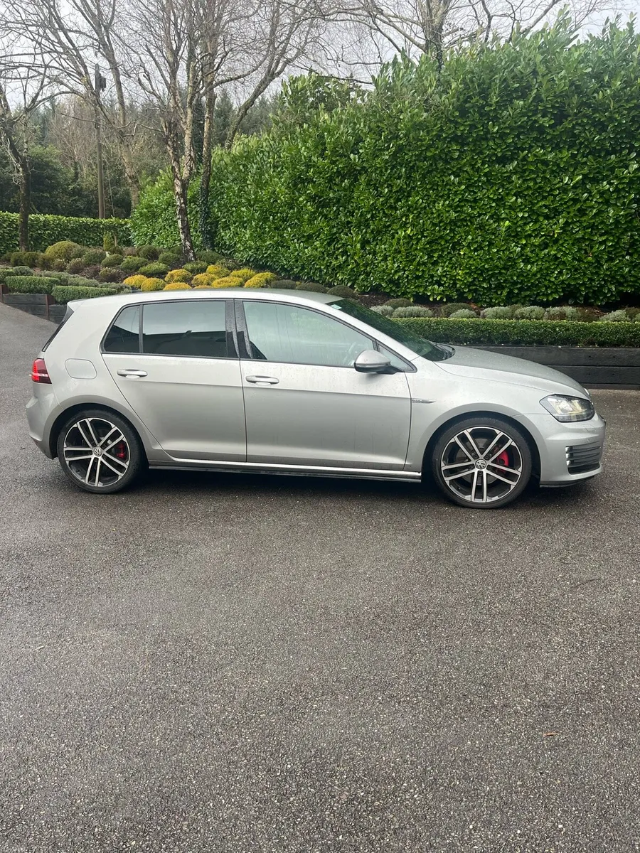 Gtd golf low kms - Image 1