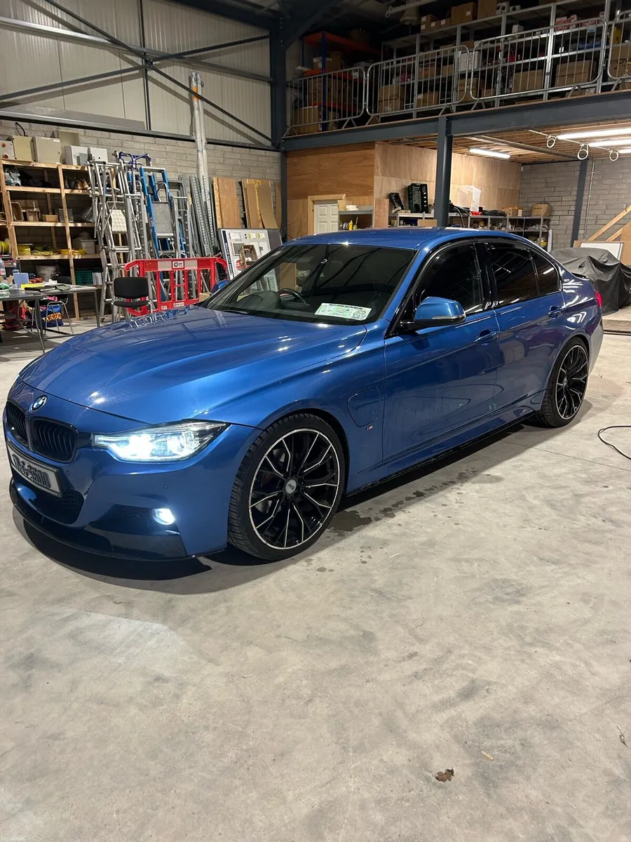 BMW 330e M-Sport - Image 1