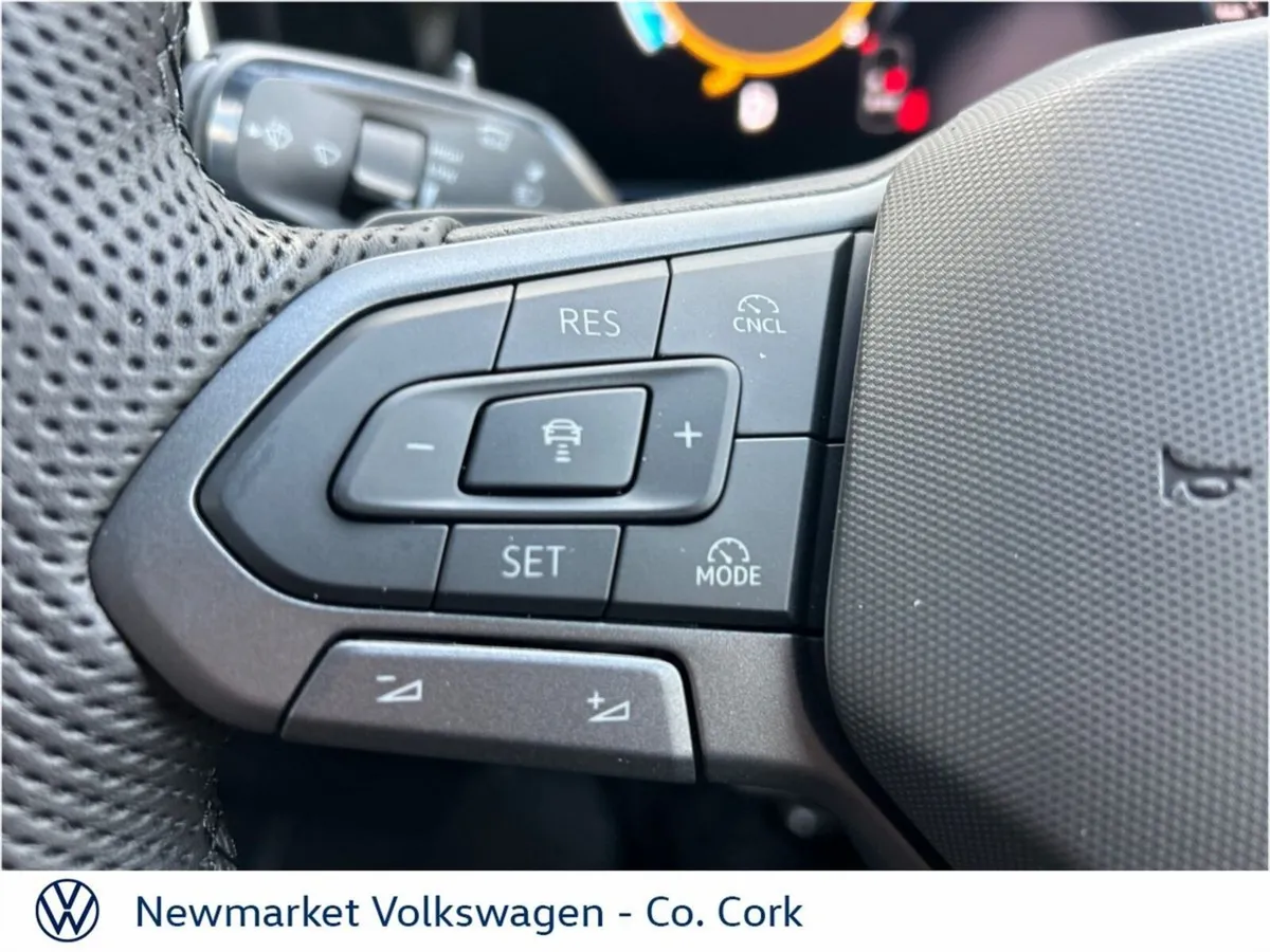 Volkswagen Tiguan R-LINE 2.0TDI DSG 150BHP HIGH SP - Image 4