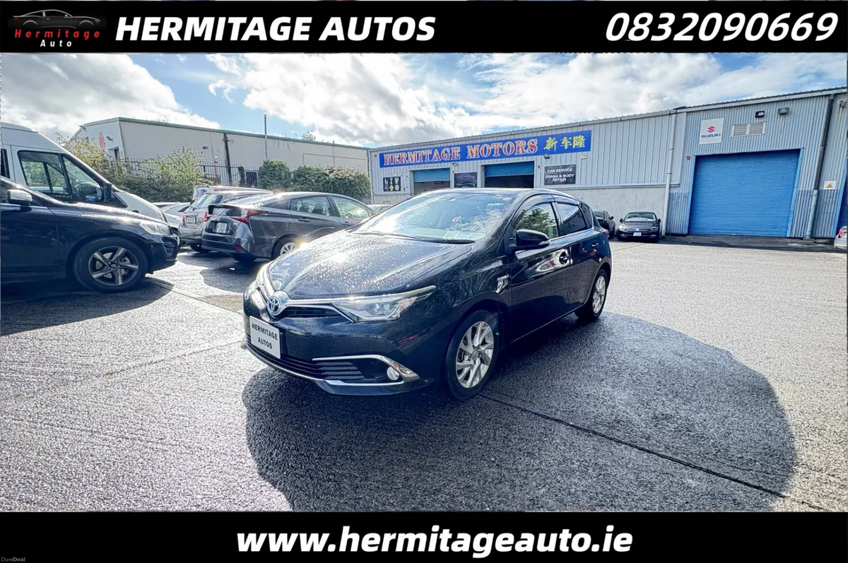 Toyota Auris 1.8 Hybrid 2016 - Image 1
