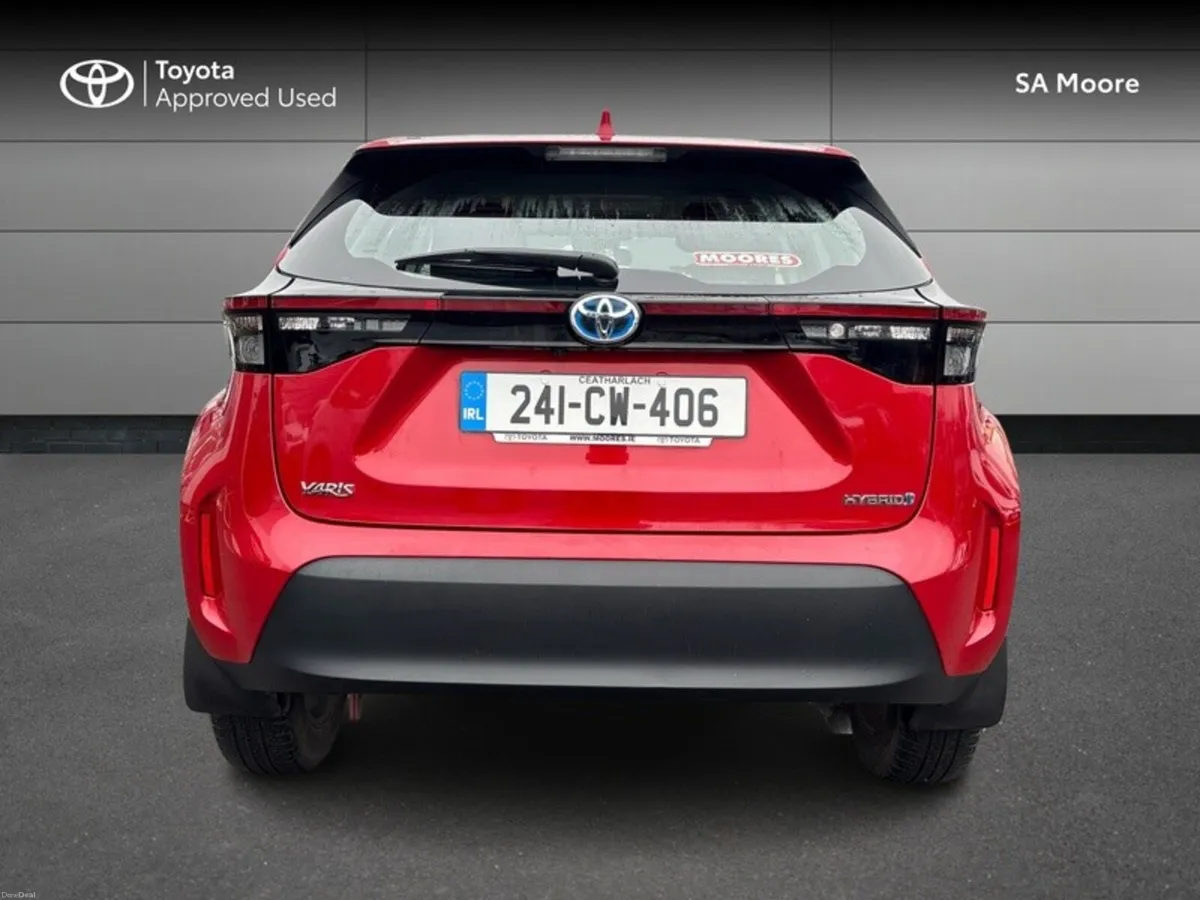 Toyota Yaris Cross HYBRID LUNA - Image 4
