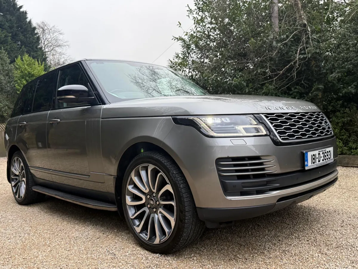 Land Rover Range Rover 3.0 TDV6 VOGUE - Image 2