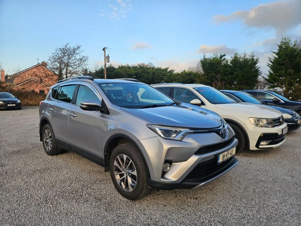 Toyota RAV4 RAV4 Hybrid Lunasport 2WD 4DR AUT
