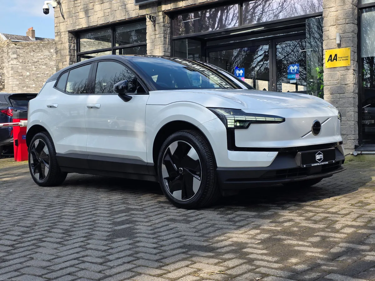 2024 VOLVO EX30 PLUS EXTENDED RANGE. - Image 3
