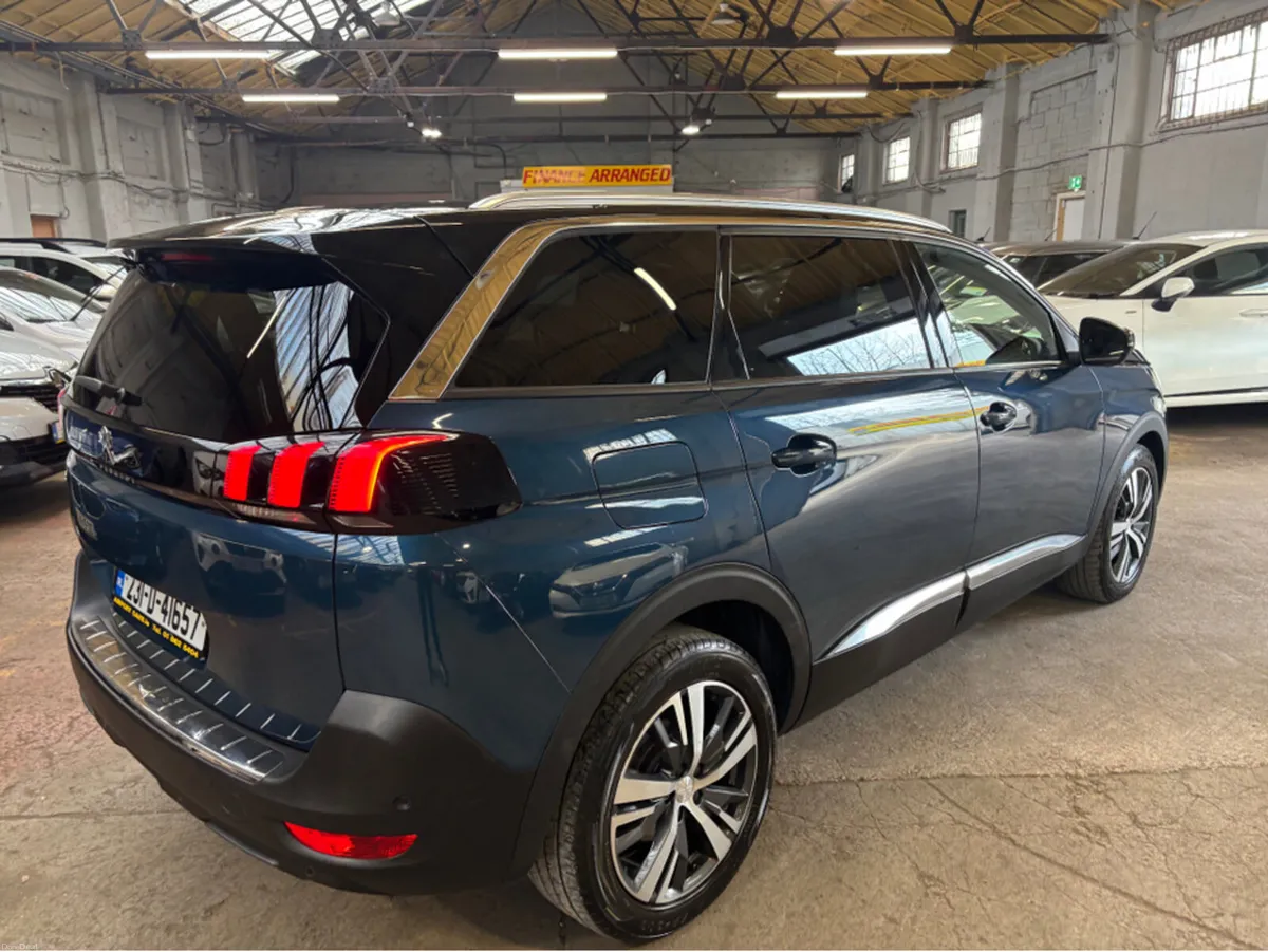 Peugeot 5008 FL ALLURE 1.5 BLUE HDI 13 7 Seater - Image 3