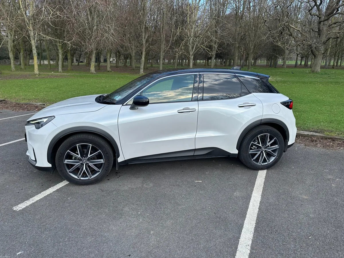 Lexus LBX Emotion - Very low milage - Image 2