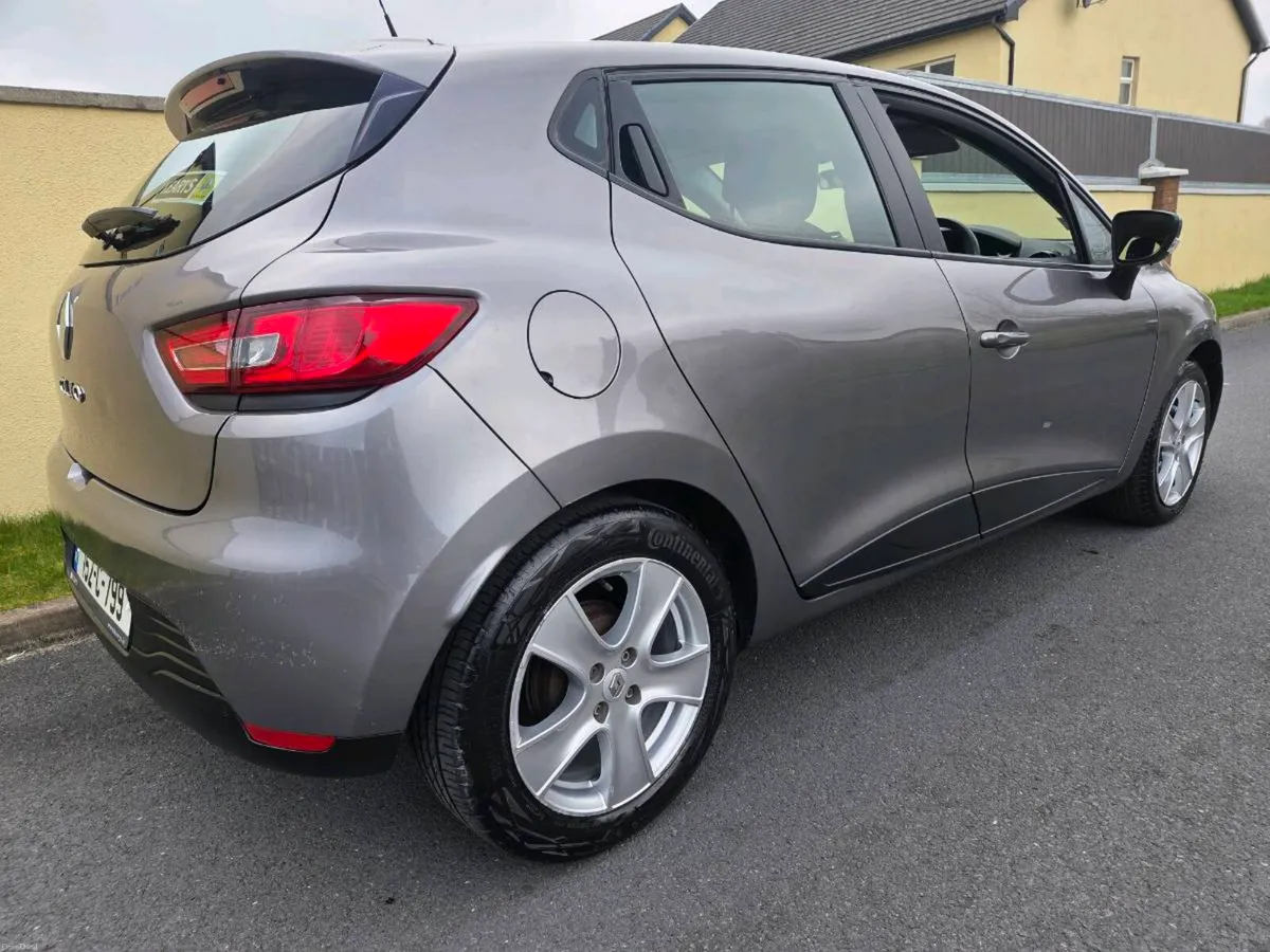 152 Clio ONLY 23k Km New NCT - Image 3