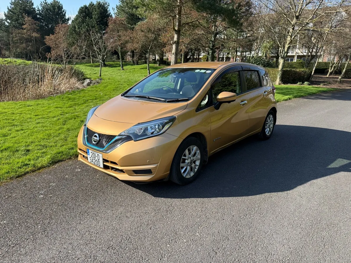Nissan Note Gold - Image 4