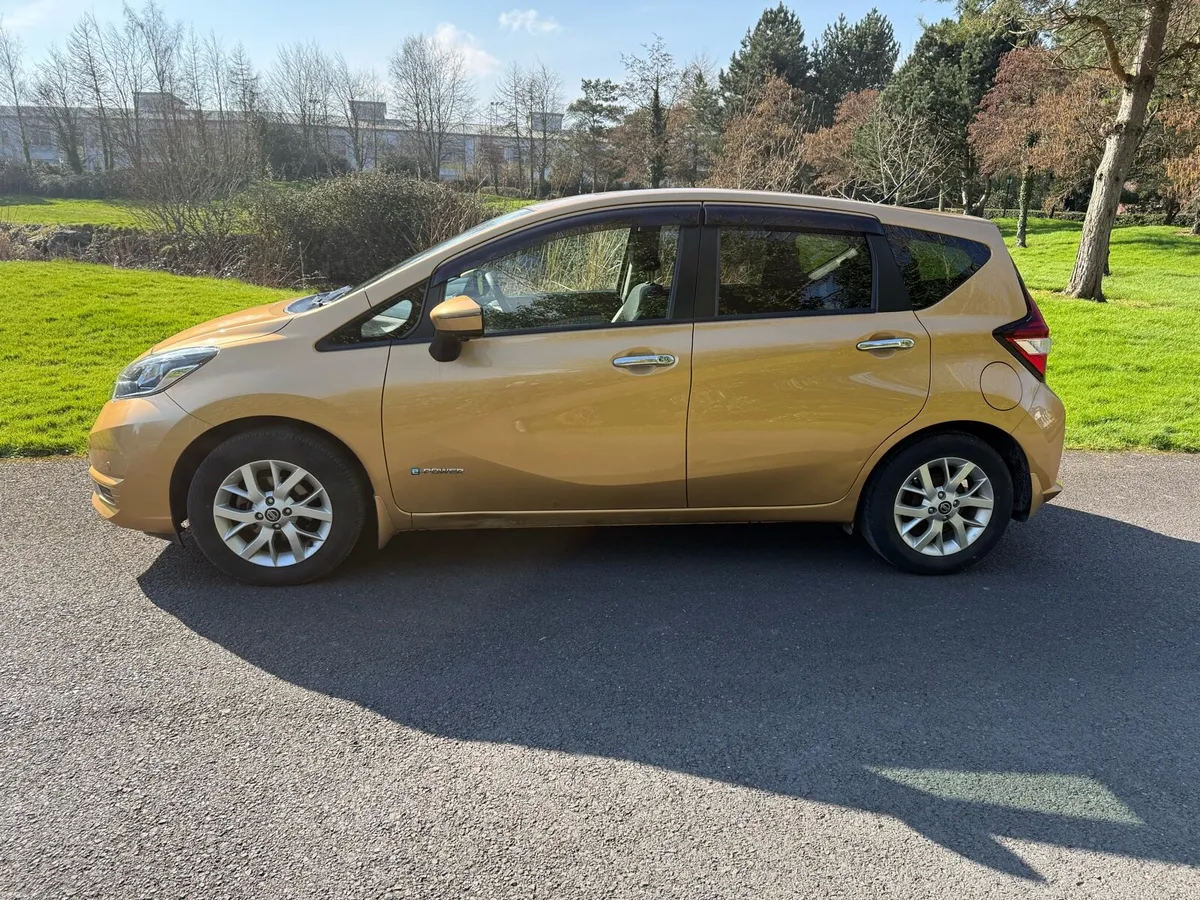 Nissan Note Gold - Image 3