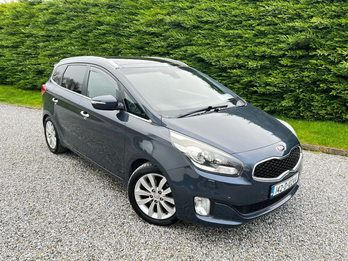 142 Kia Carens Platinum 7 Seater - Image 1