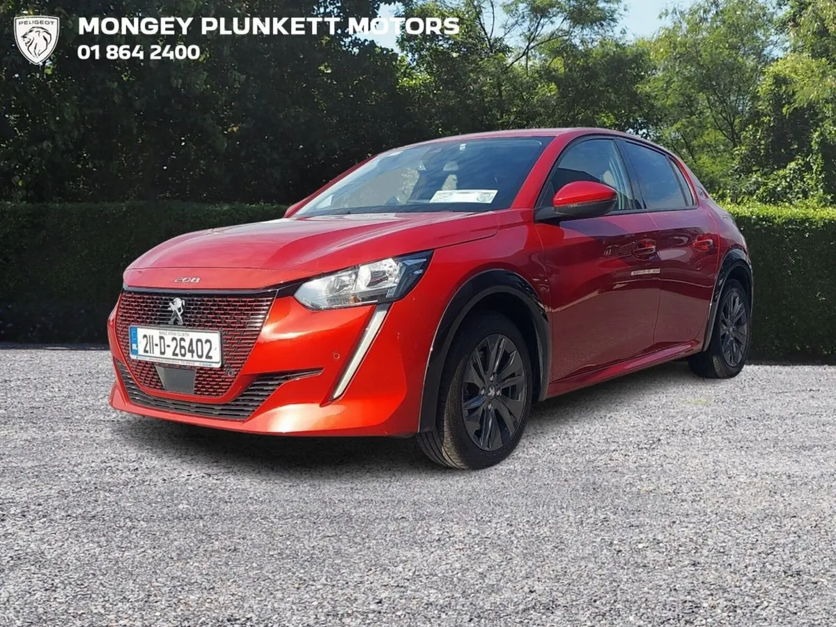 Peugeot 208 Electric 136 bhp (50 kWh) eAllure - Image 3
