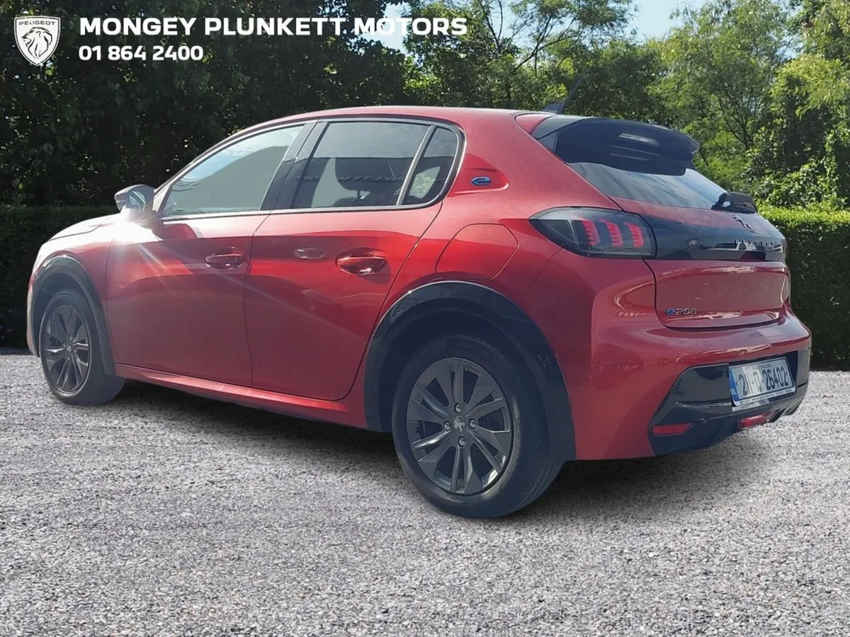 Peugeot 208 Electric 136 bhp (50 kWh) eAllure - Image 4