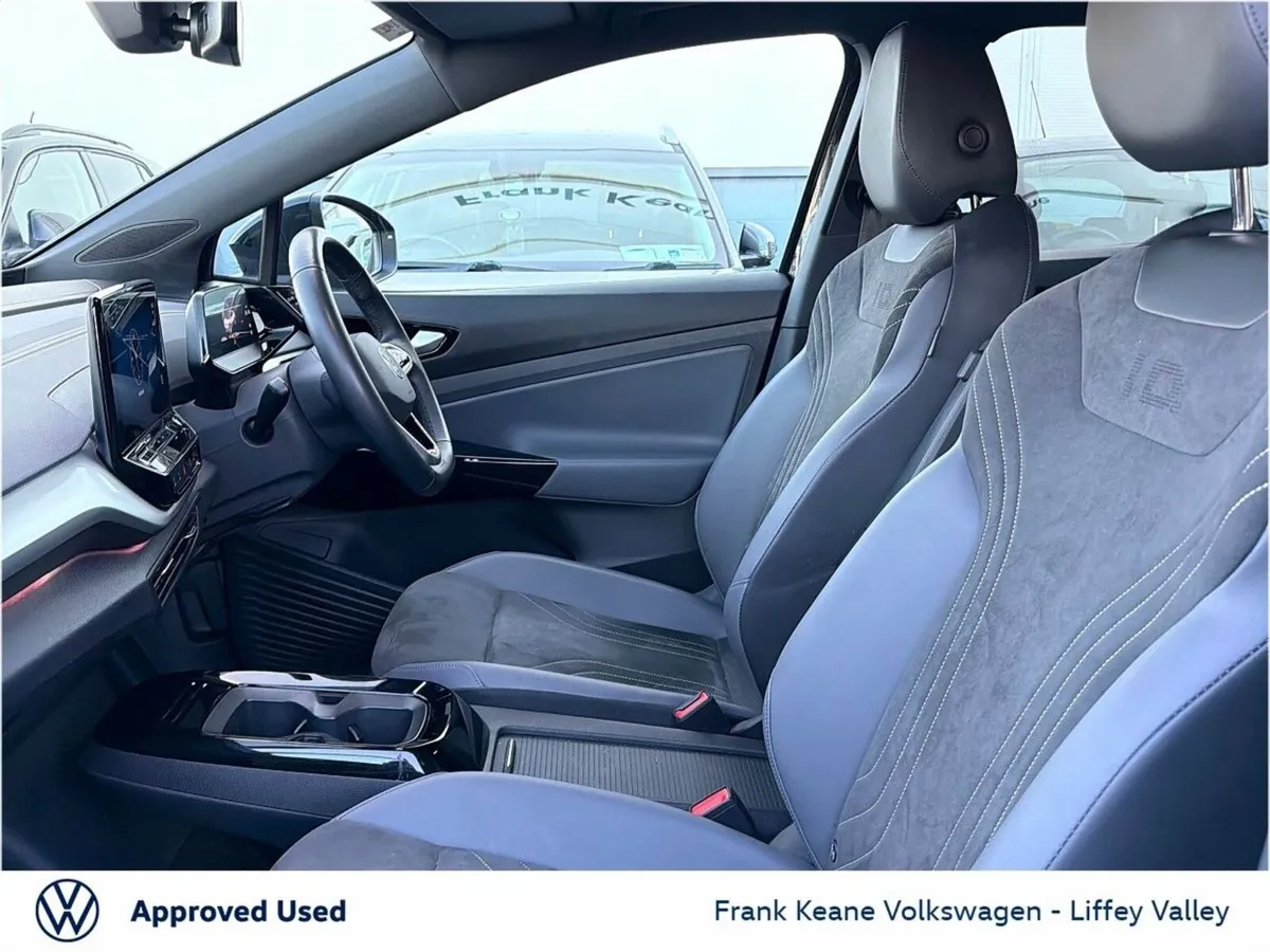 Volkswagen ID.4 77KWH LIFE DX 174HP *DEEP BLACK* * - Image 4