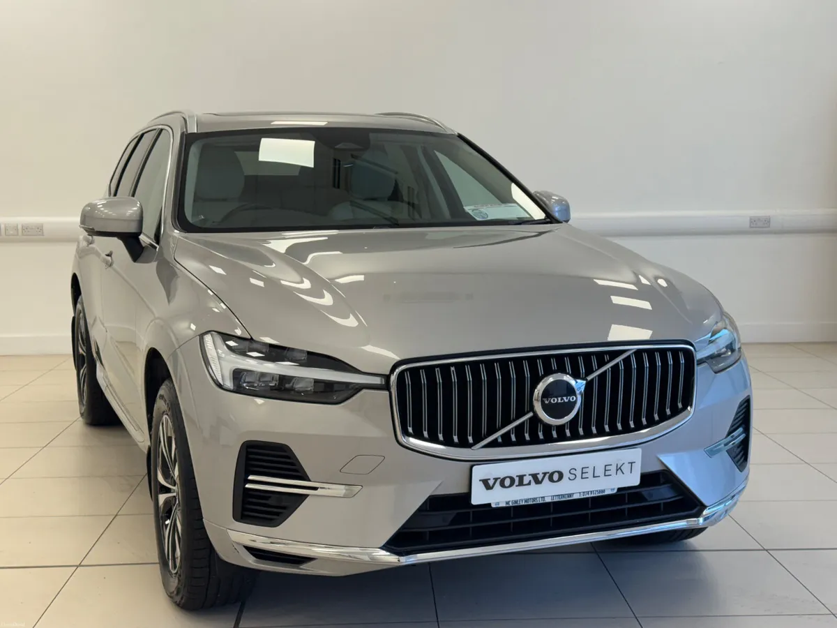 Volvo XC60 2022 - Image 1