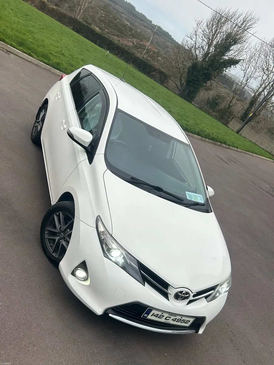 Toyota Auris 1.4 D4D - Image 2