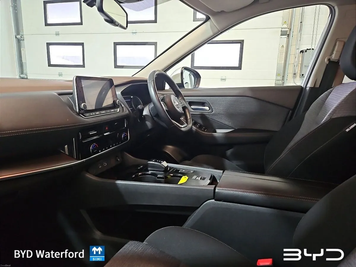 Nissan X-Trail SV *Low Mileage* *Hybrid* - Reversi - Image 4