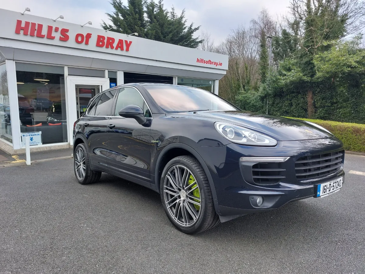 Porsche Cayenne 2016 SE-HYBRID TIPTRONIC 416BHP V6 - Image 1
