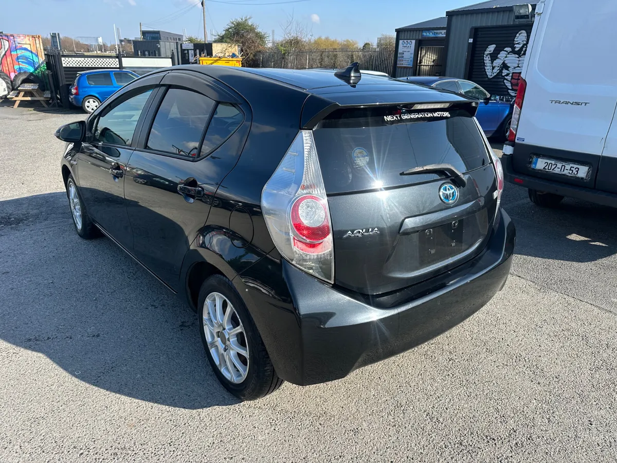 2014 TOYOTA AQUA  HYBRID PUSH START LOW MILES - Image 4