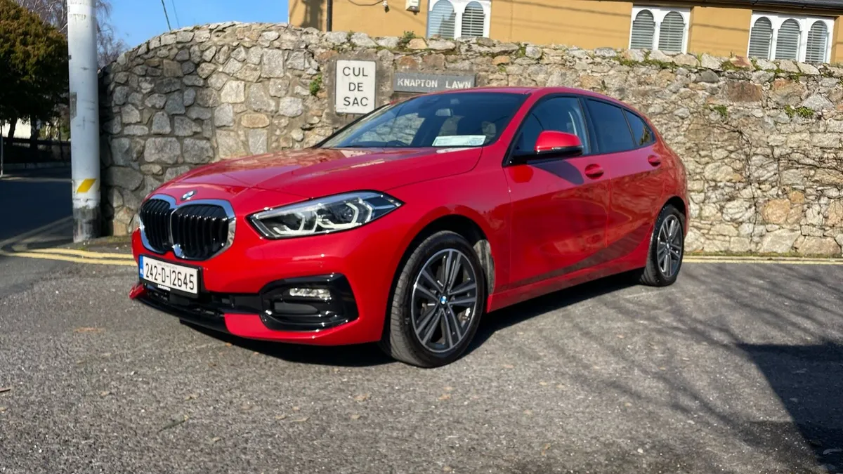 BMW 1 Series 118i Automatic - Low Kms - Image 1